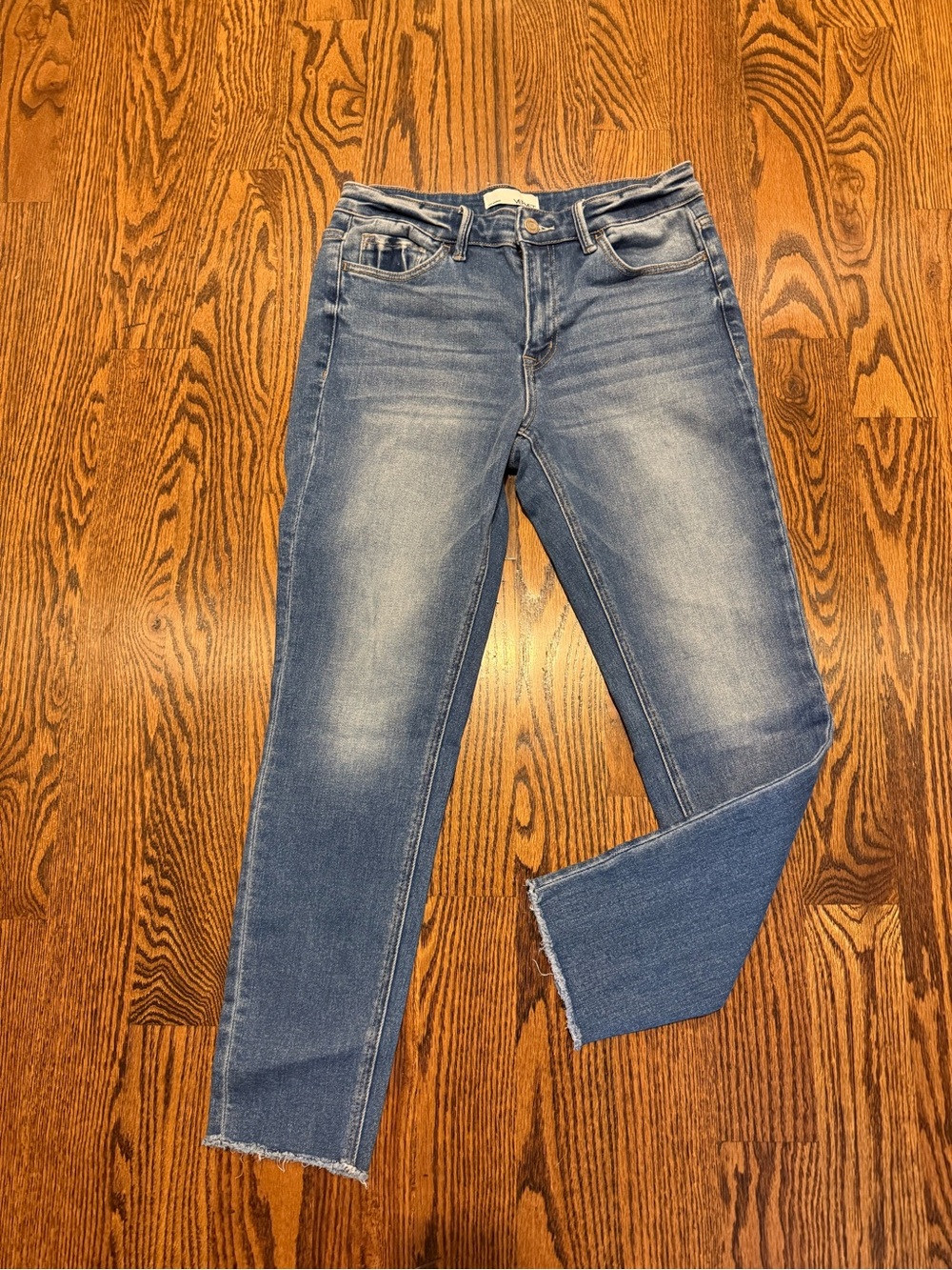 Vervet Mid-Blue Women's skinny Jeans with raw edge hem
